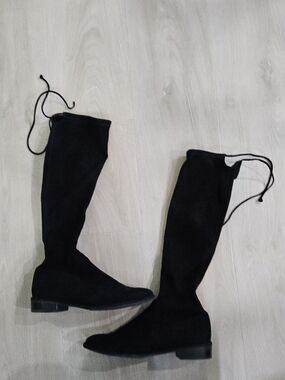 Women's Black Knee-High Lace-Back Boots